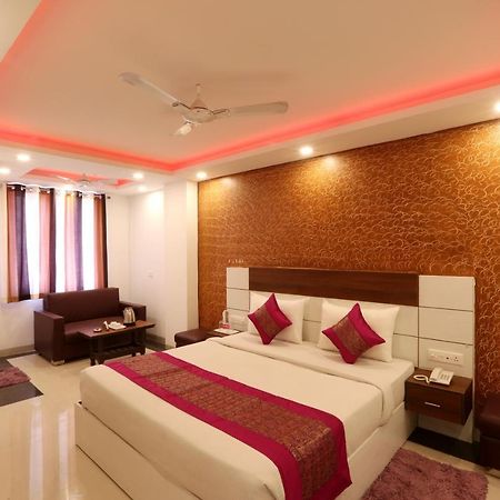 Hotel Ark Suites At Airport New Delhi Exterior photo