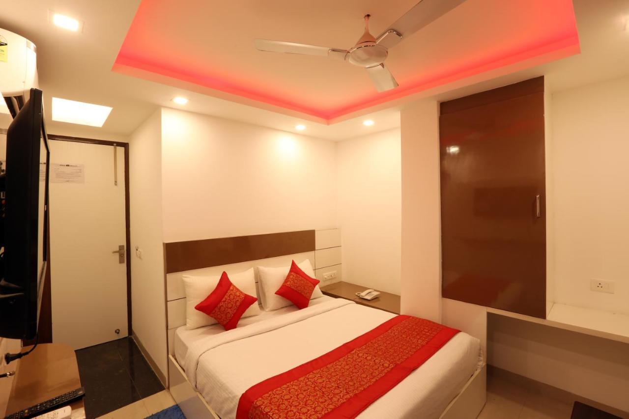 Hotel Ark Suites At Airport New Delhi Exterior photo