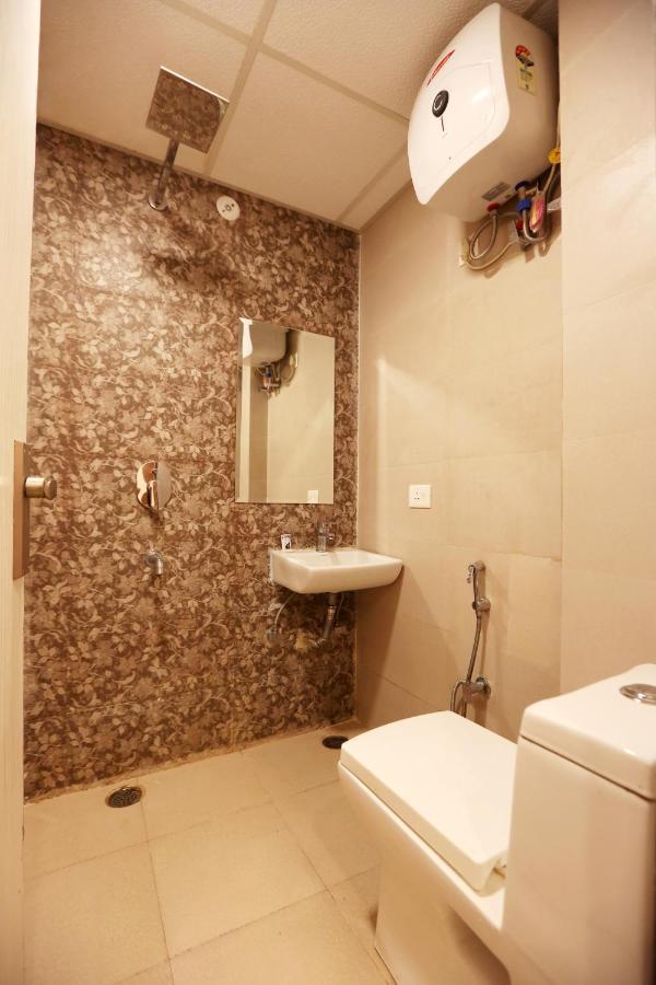Hotel Ark Suites At Airport New Delhi Exterior photo
