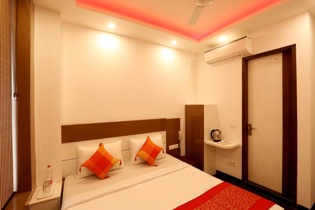 Hotel Ark Suites At Airport New Delhi Exterior photo