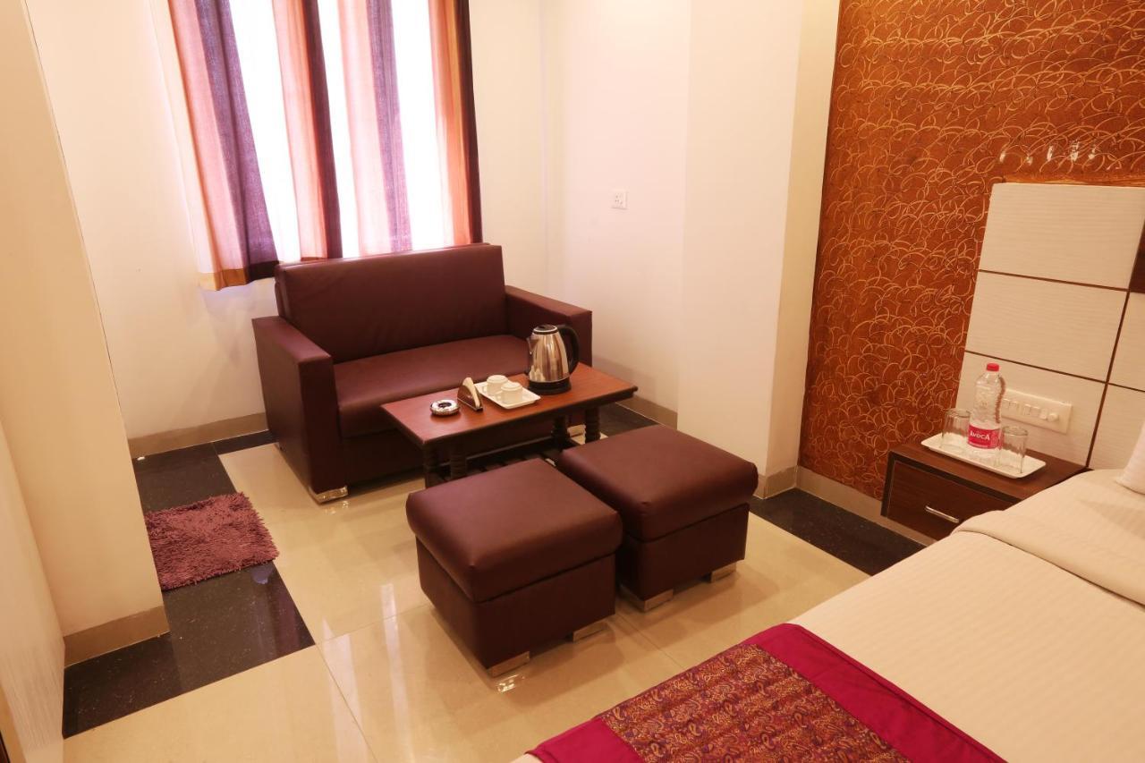 Hotel Ark Suites At Airport New Delhi Exterior photo
