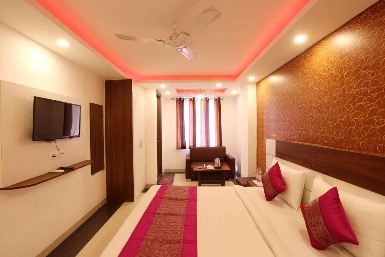 Hotel Ark Suites At Airport New Delhi Exterior photo