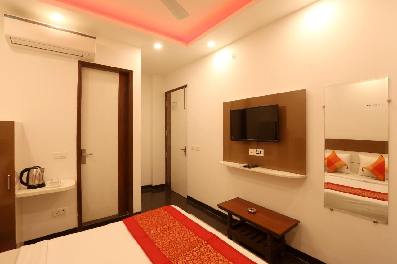 Hotel Ark Suites At Airport New Delhi Exterior photo