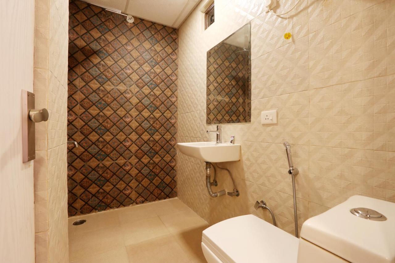 Hotel Ark Suites At Airport New Delhi Exterior photo