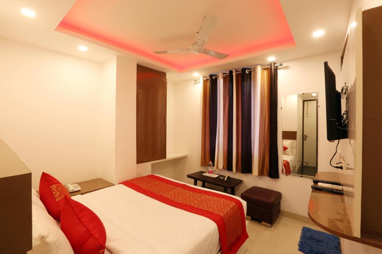 Hotel Ark Suites At Airport New Delhi Exterior photo