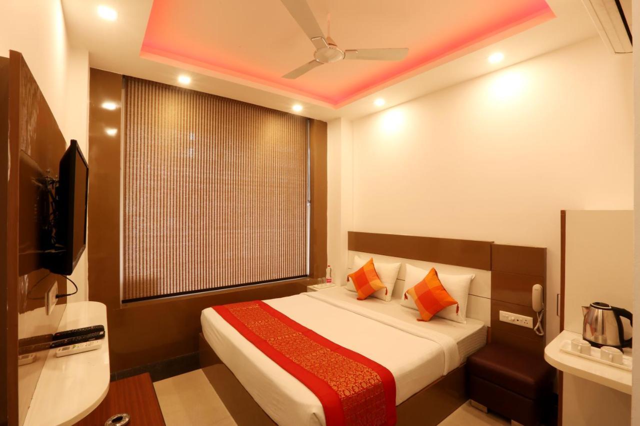 Hotel Ark Suites At Airport New Delhi Exterior photo