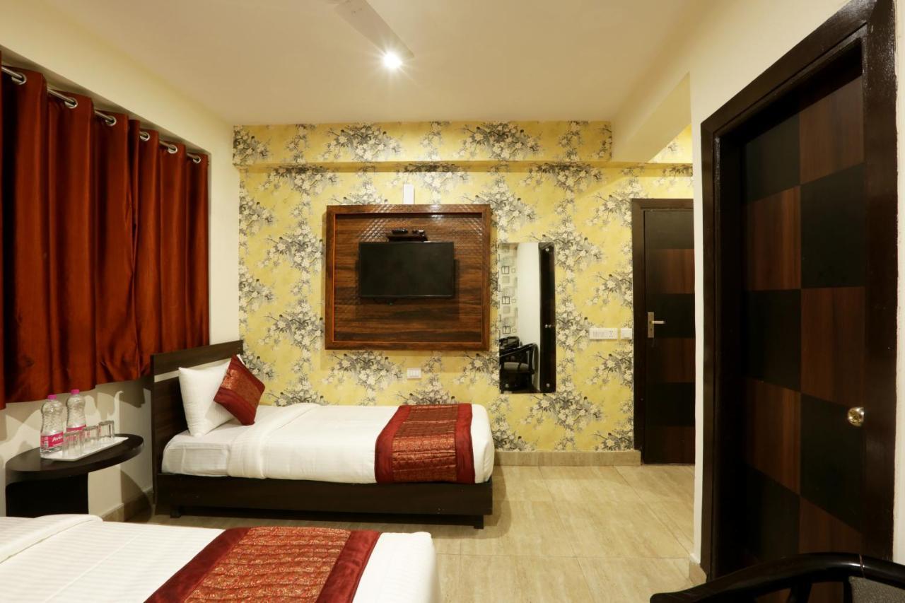 Hotel Ark Suites At Airport New Delhi Exterior photo